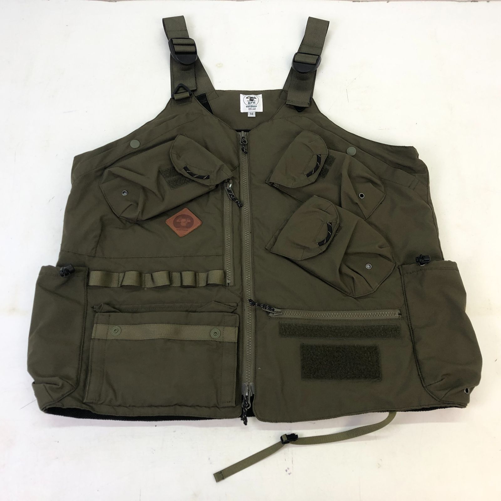 01m1684【中古】grn outdoor ジーアールエヌ アウトドア テブライ 