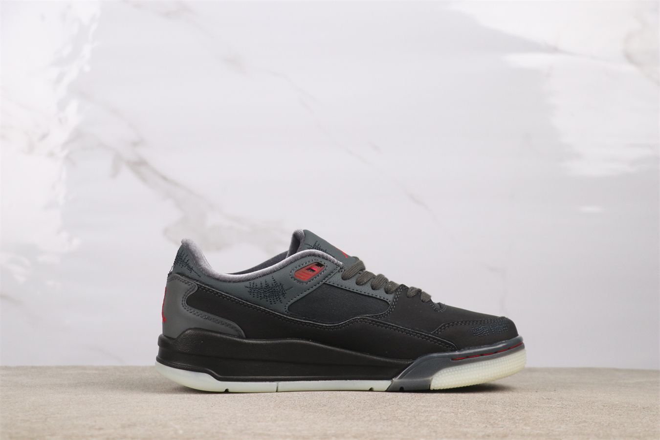 今日 Nike HQ2958-006 ナイキ HQ2958-006 ブラック - バーサティレッド