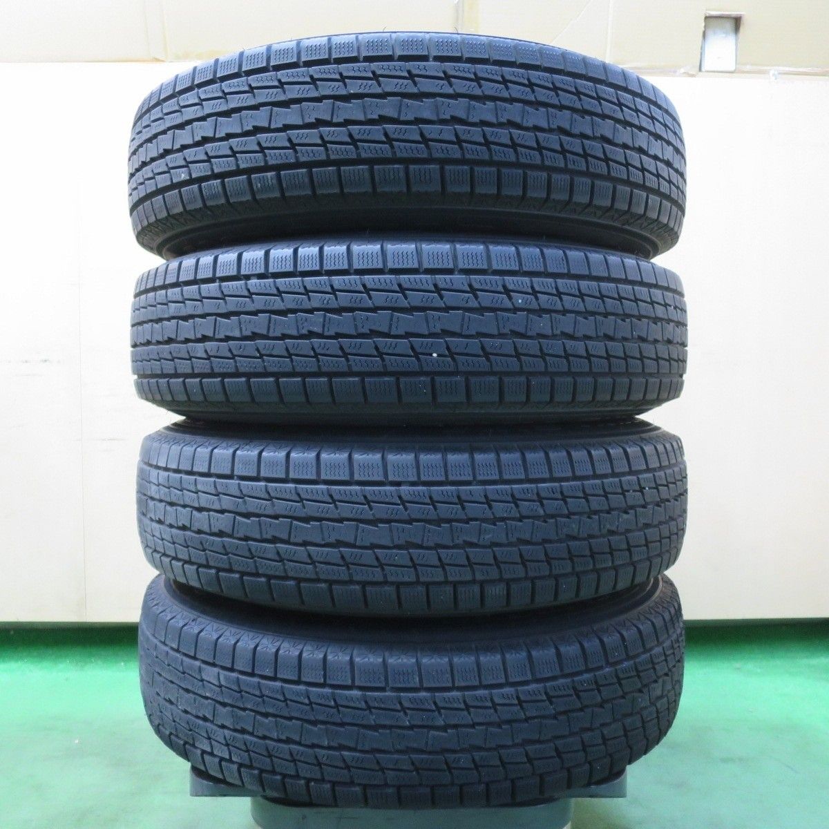 キレイ☆ジムニー KEELER 175/80R16 スタッドレス グッドイヤー アイス 