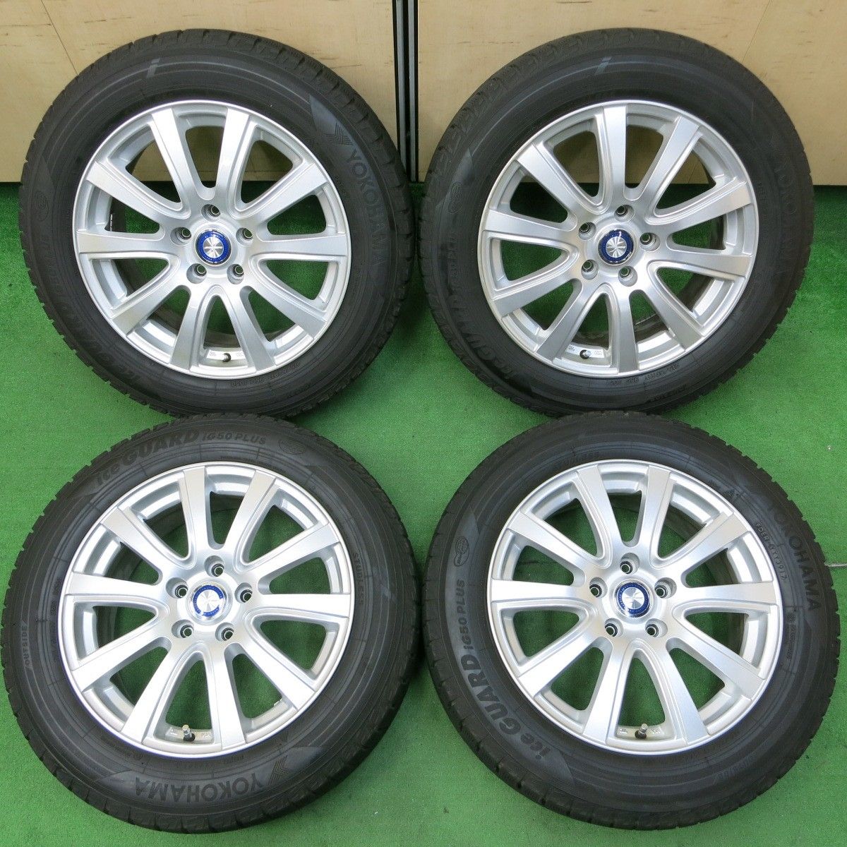 *送料無料* バリ溝！キレイ！8.5分スタッドレス 215/60R17 ヨコハマ アイスガード iG50 プラス JENEIGE 17インチ PCD114.3/5H4052809イス