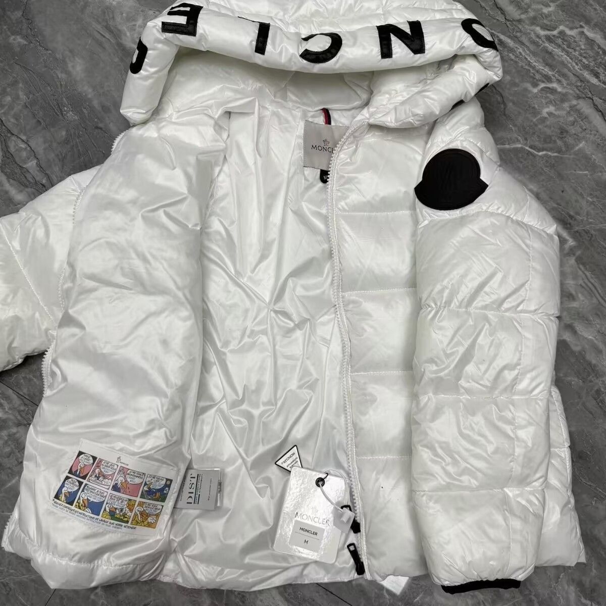 新品未使用MONCLER モンクレール 男女兼用 ダウンジャケット ホワイト 