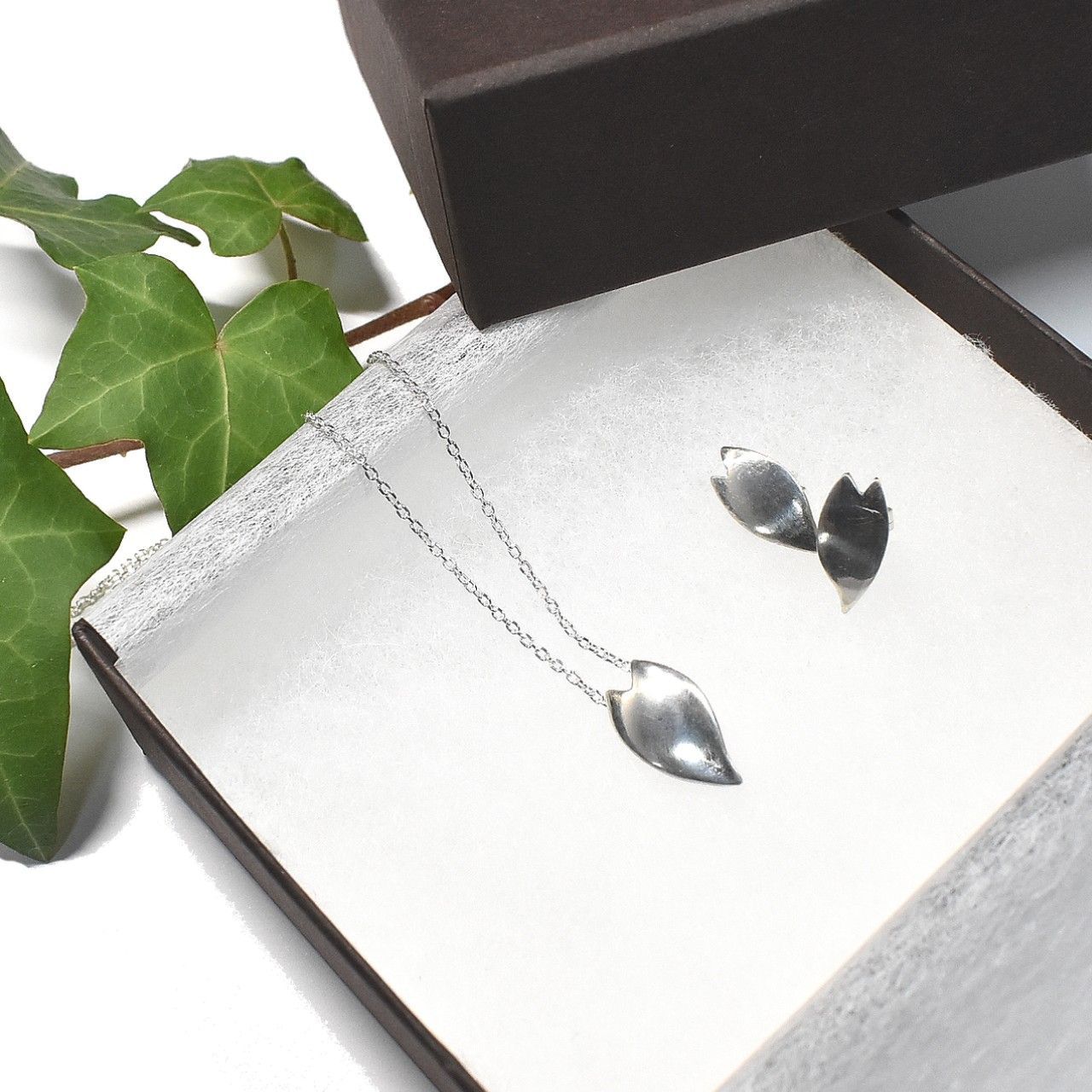 美品 Bizarre ビザール ライオン スカル クラウン ネックレス Bizarre