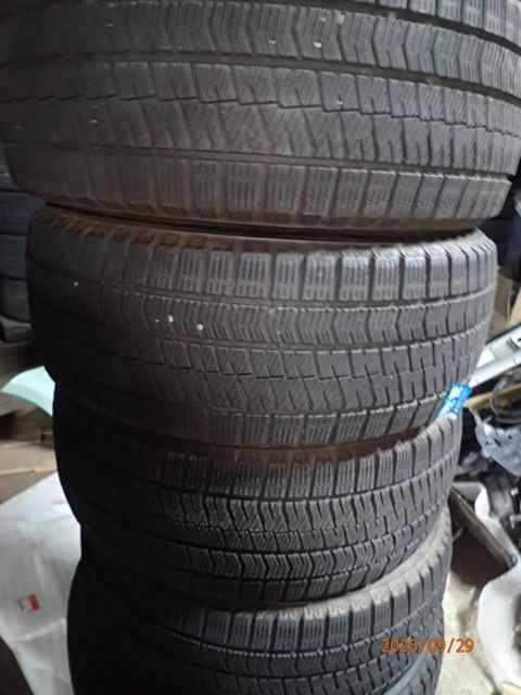 4本 ブリヂストン ブリザック VRX2 215 50R17 2019年製