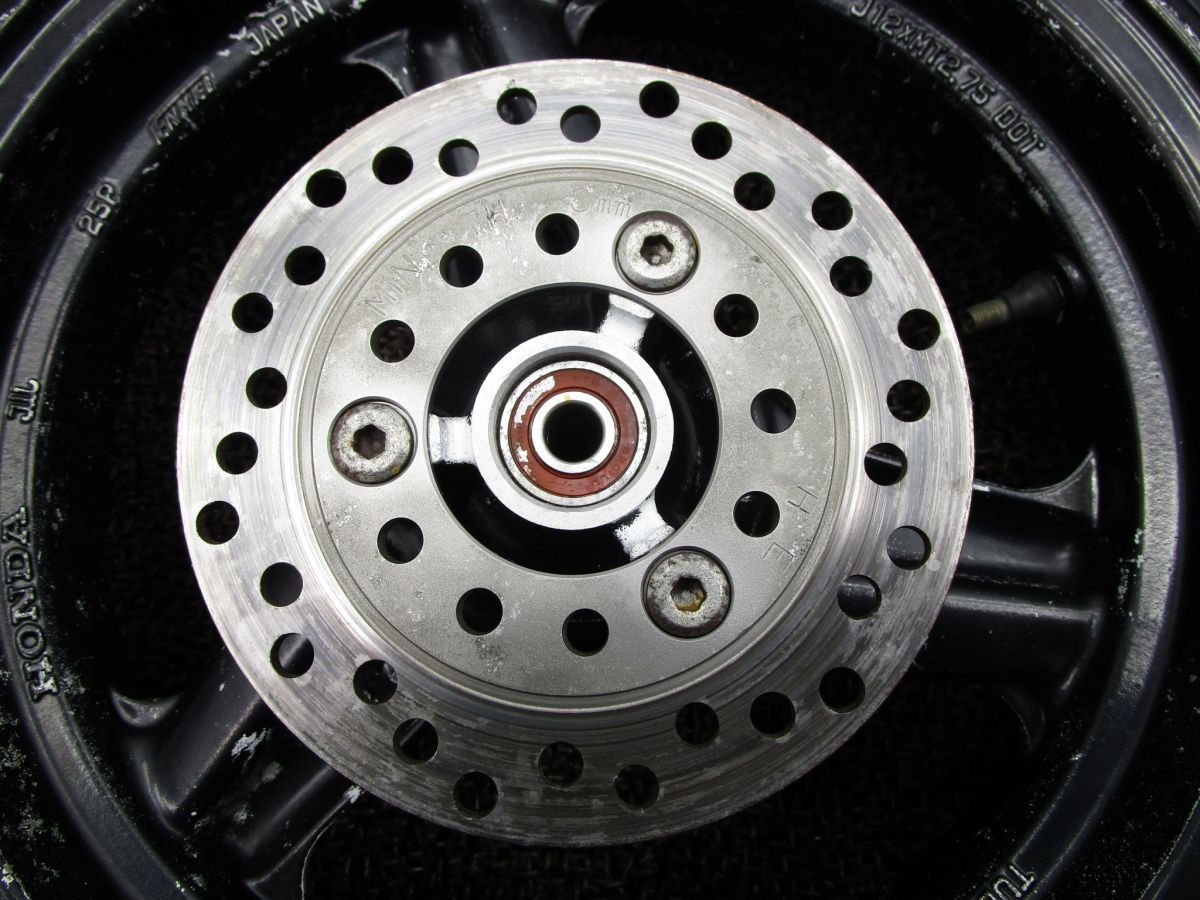 CBR1000RR SC57 マルケジーニ ホイール 黒 多スポークデザイン