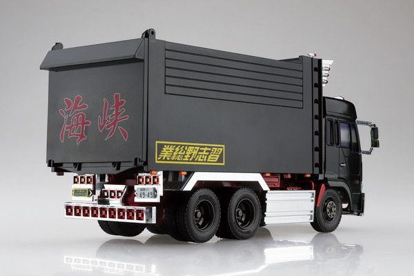 新品 アオシマ 1/32 ザ・デコトラ No.05 一発屋 プラモデル [佐川急便]