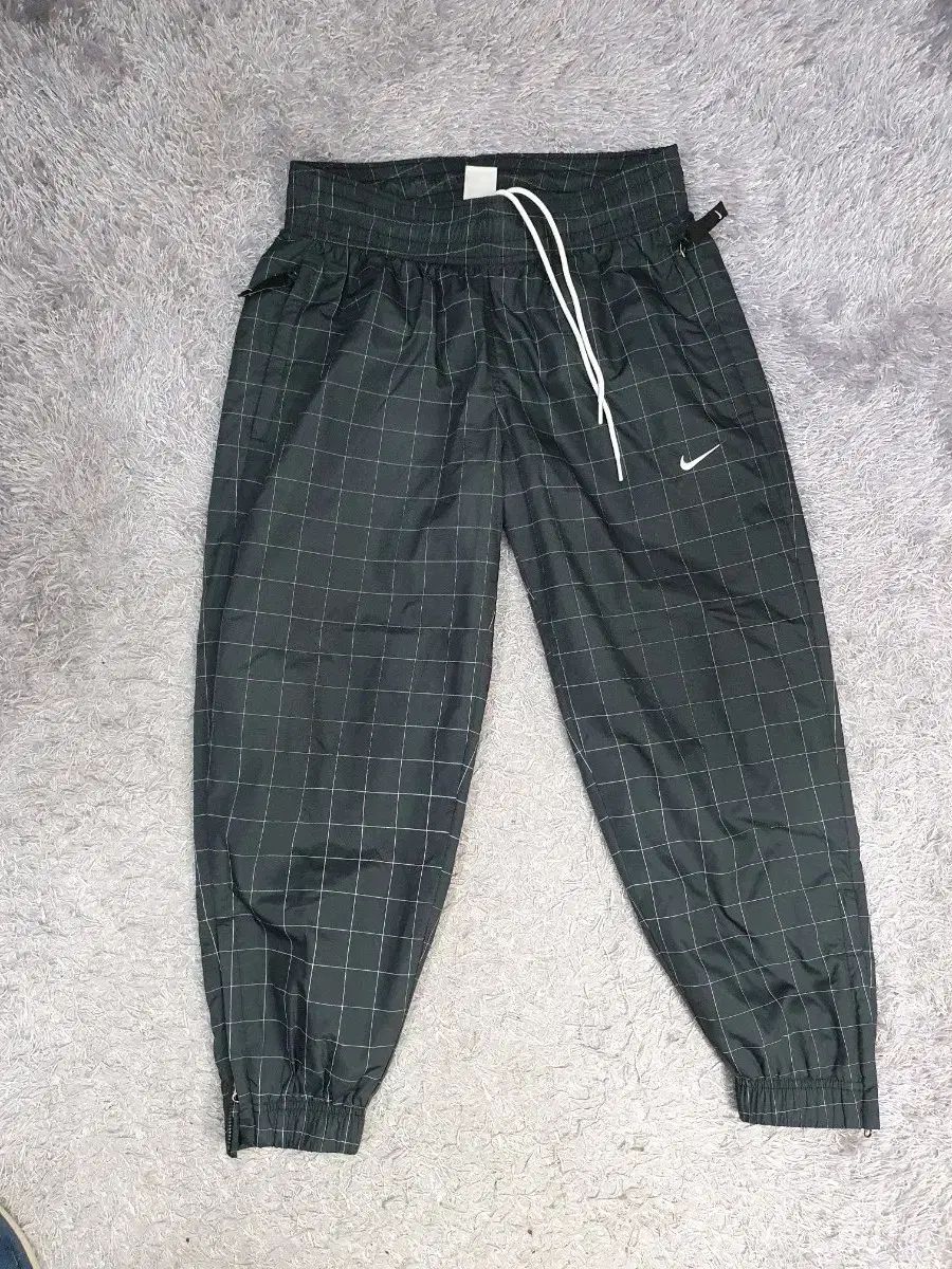 ナイキ ラボ NRG ズボン フラッシュ リフレクティブ CHECK ウーブン ジョガー パンツ ブラック L