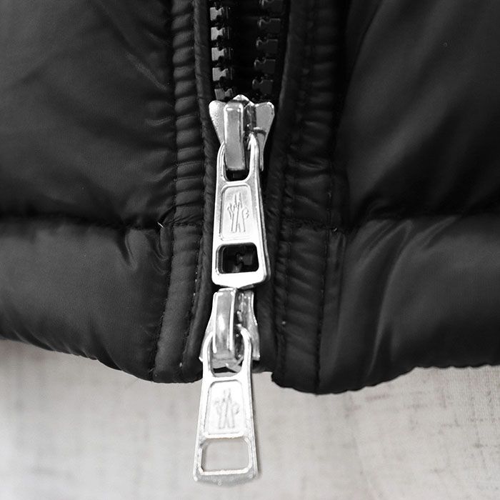 MONCLER モンクレール ダウン ジャケット ライト DOUDOUNE LEGERE  