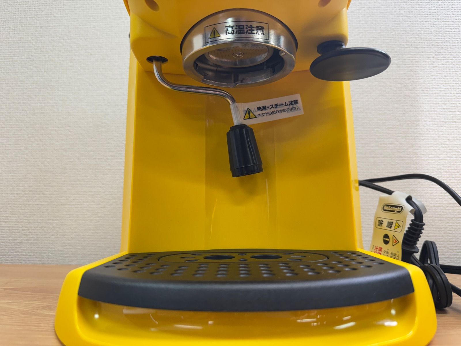 ︎DeLongh デロンギ エスプレッソ カプチーノメーカー EC200N イエロー