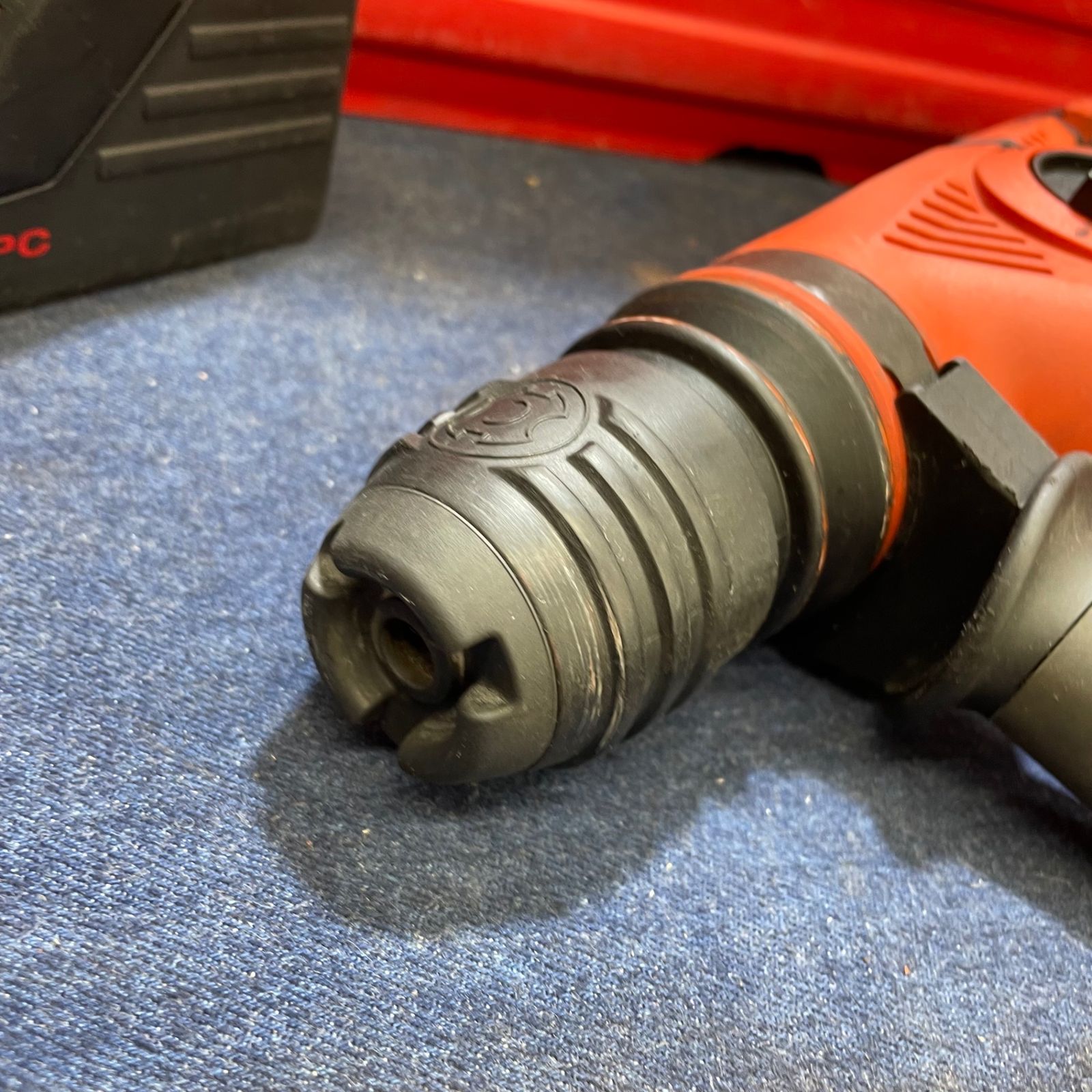 ☆ヒルティ(Hilti) 充電式ロータリーハンマー TE6-A36【八潮店 ...