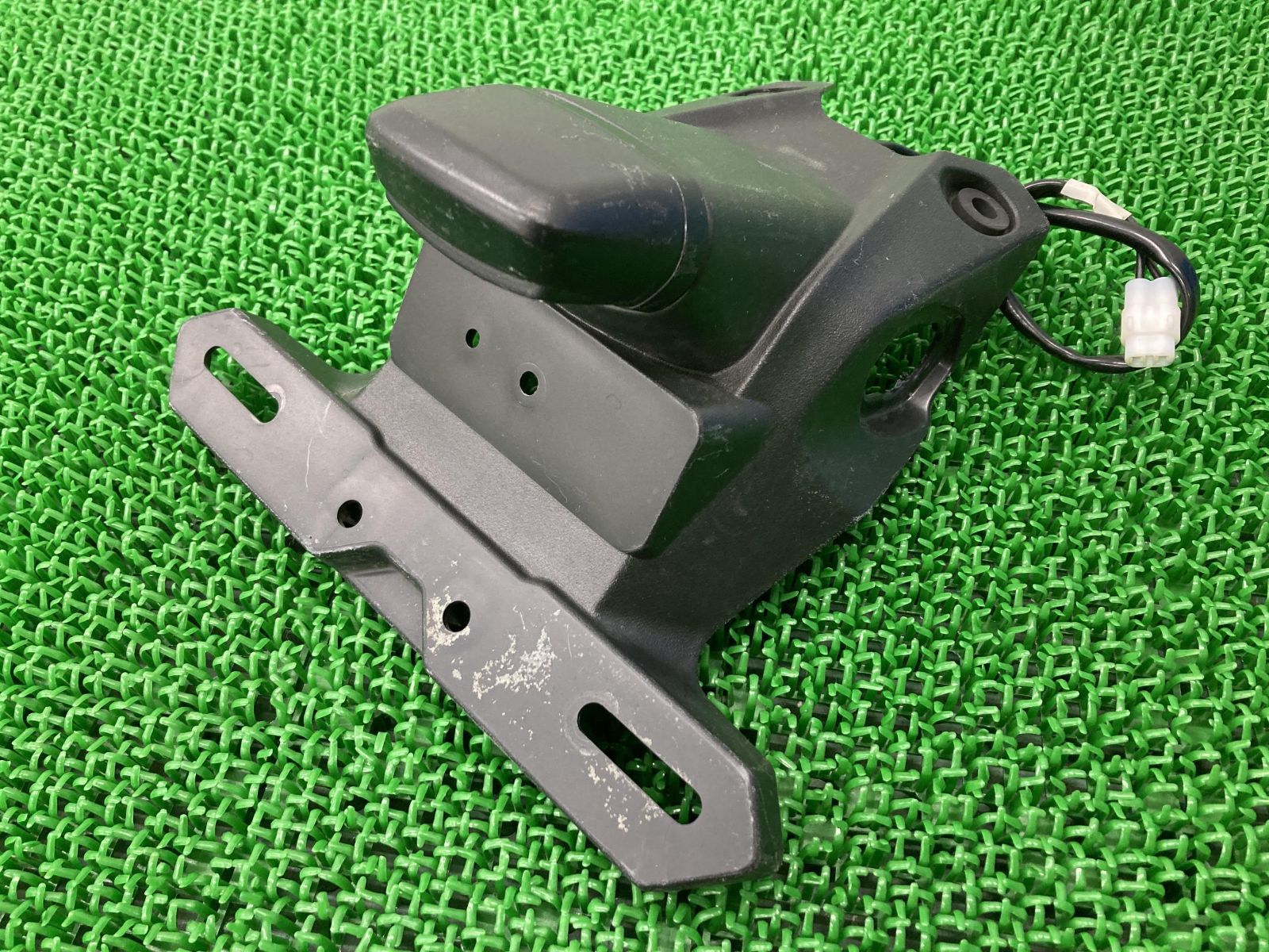 Amazon.com: Genuine Nissan 25368-6P000 Door Switch Cover