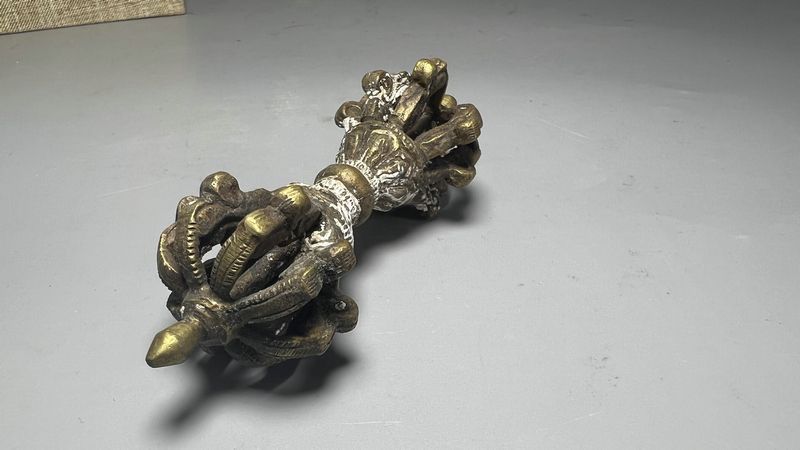 旧家蔵出し 銅製細作 九股降魔杵 法器 風水賞物 供養品 古美術品 収集
