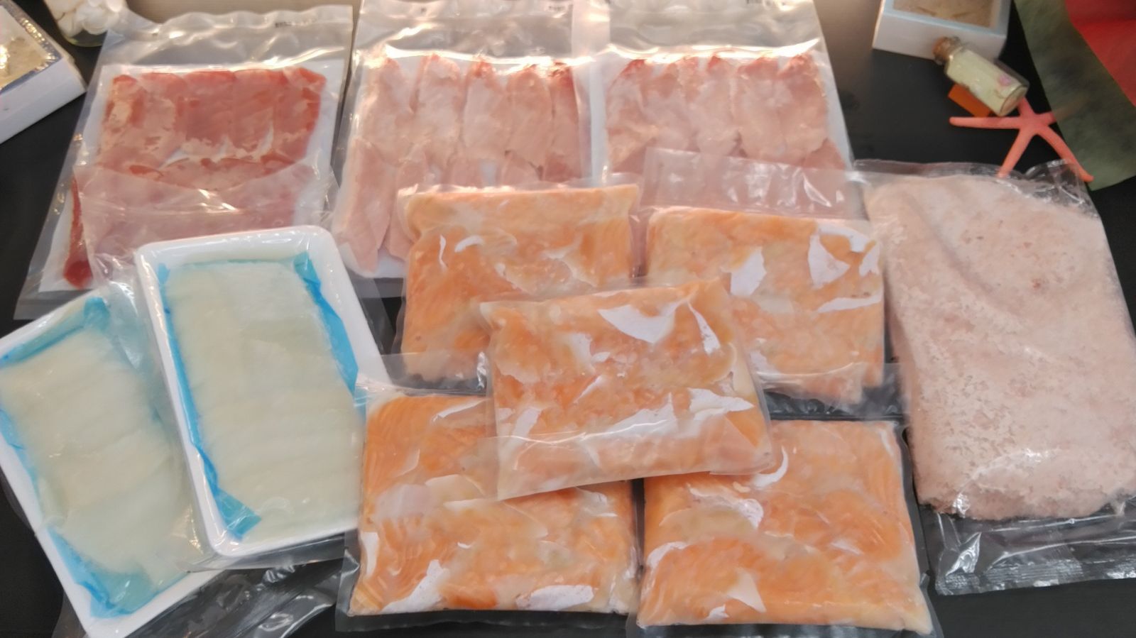 特価品）ツバメの巣 燕窩 頂上龍牙官燕桟 高級中華食材 業務用約540g