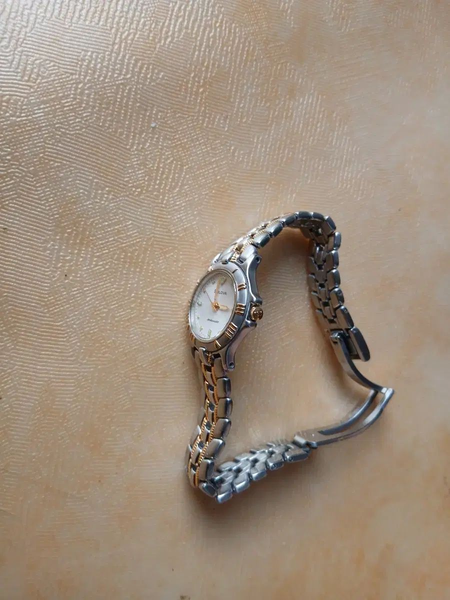 ブローバ 18K