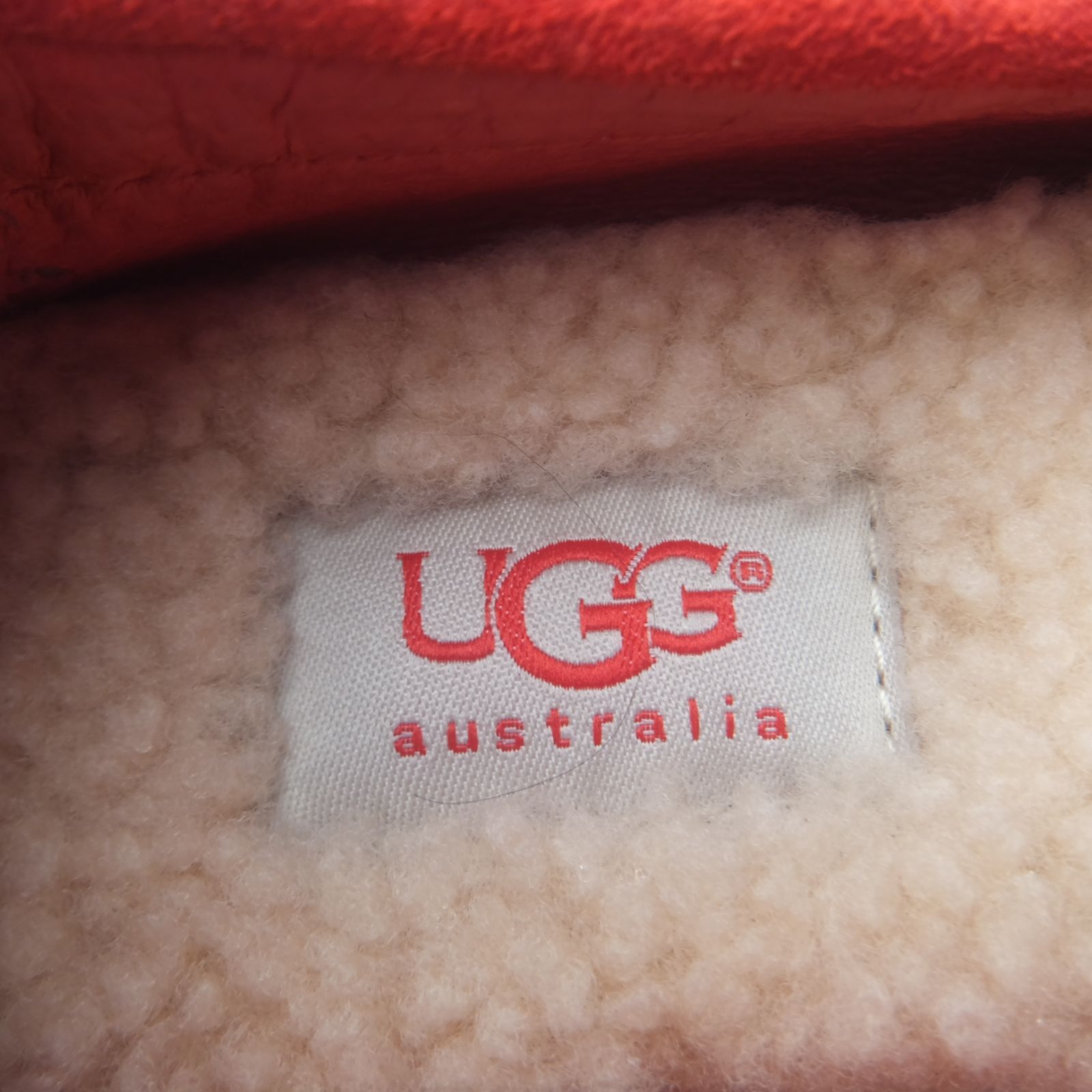 ugg suede　moccasin shoes