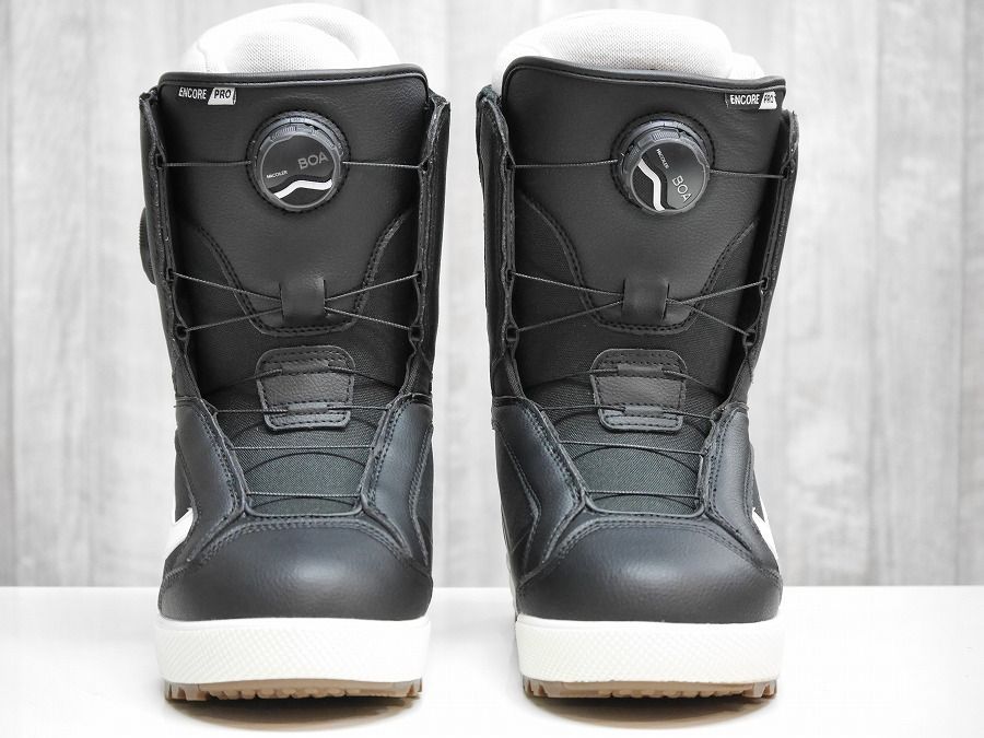 26 VANS ENCORE PRO - 24.0 BLACK MARSHMALLOW レディース スノーボード ブーツ ダブルボア