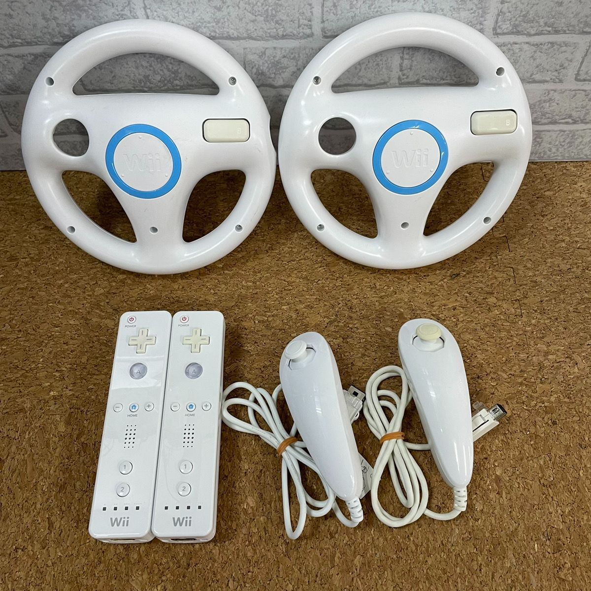 動作確認済】中古 任天堂 Wiiリモコン ヌンチャク ハンドル 周辺機器