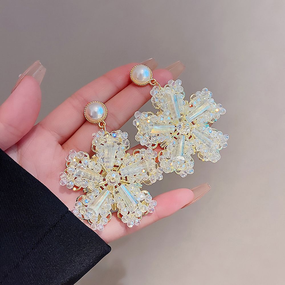 フラワーピアス 大きめ花モチーフ ピアス レディース 揺れる