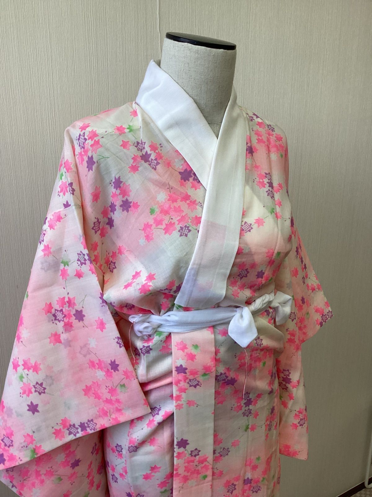 昔の子供の長襦袢　リメイク用 アンティーク着物 子供用 縮緬 リメイク素材 ジャパン