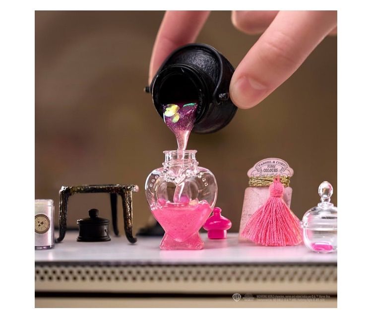 MGA's Miniverse Make It Mini Potions Harry Potter Mini