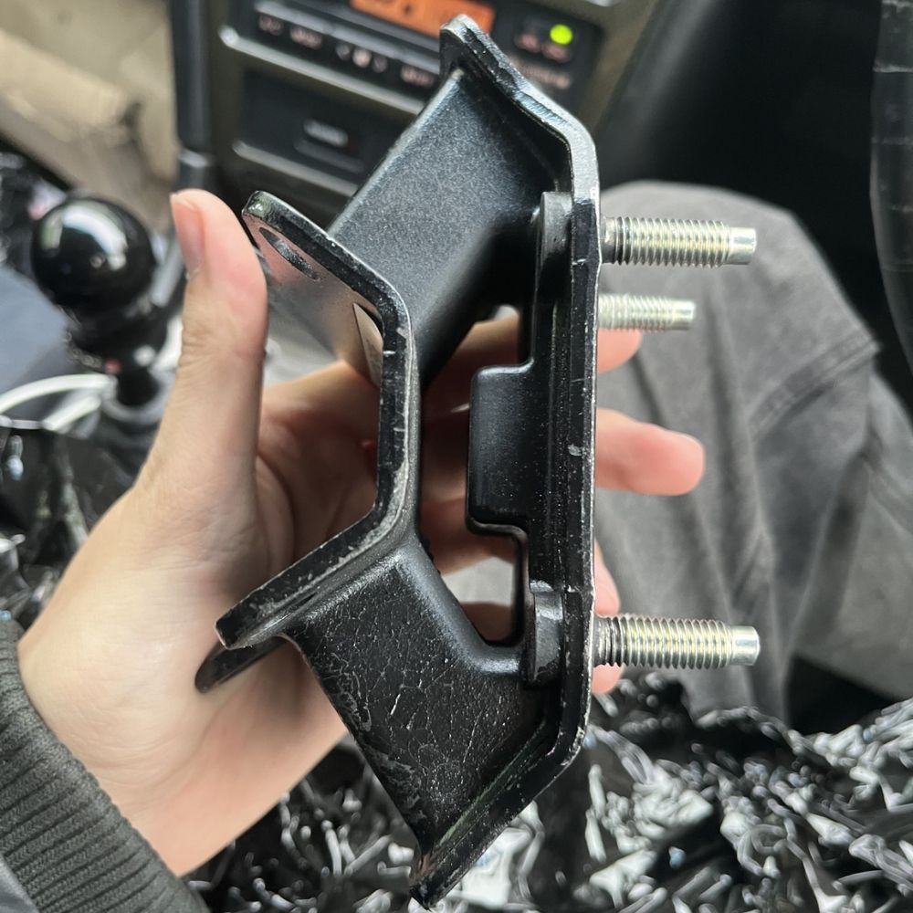 トヨタ 純正 TOYOTA 正規 エンジンマウントインシュレーター No.1 マークツー JZX90 チェイサー JZX90 パーツ エンジン タイヤ カスタム