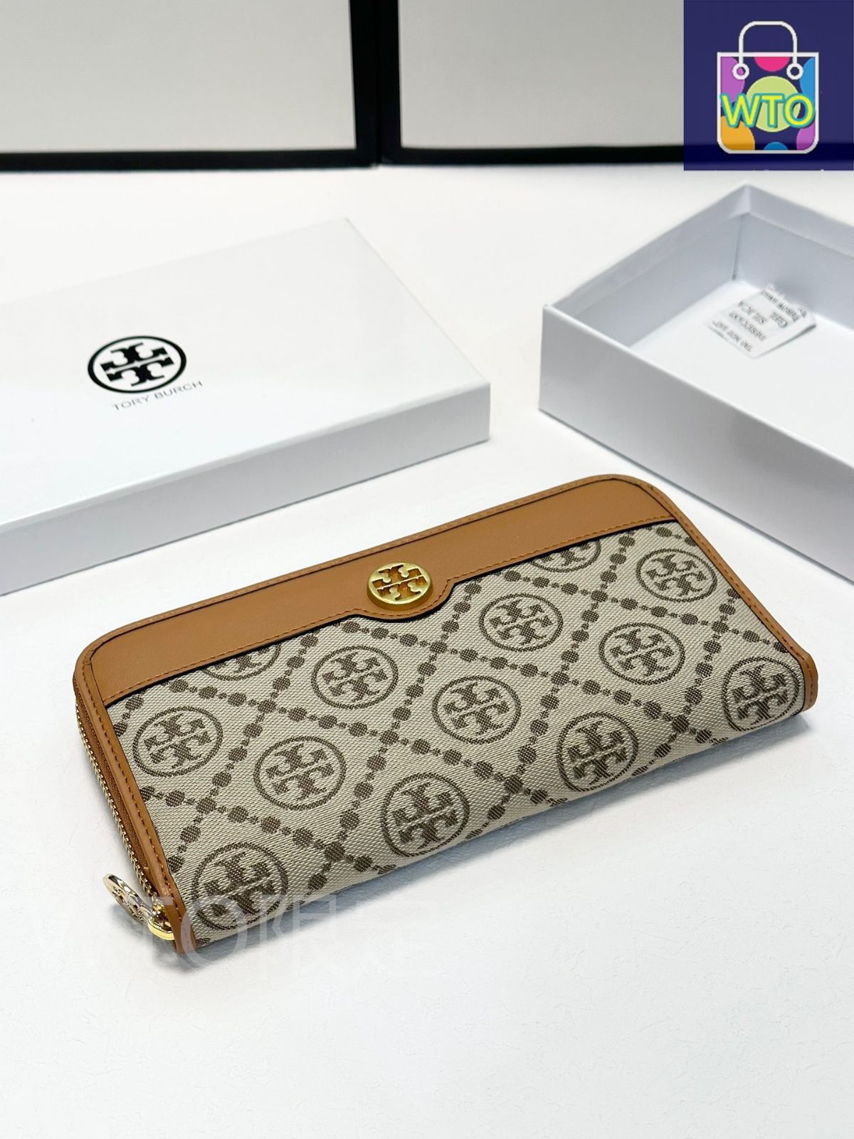 今日特価】Tory Burch トリーバーチ シングルジッパー財布