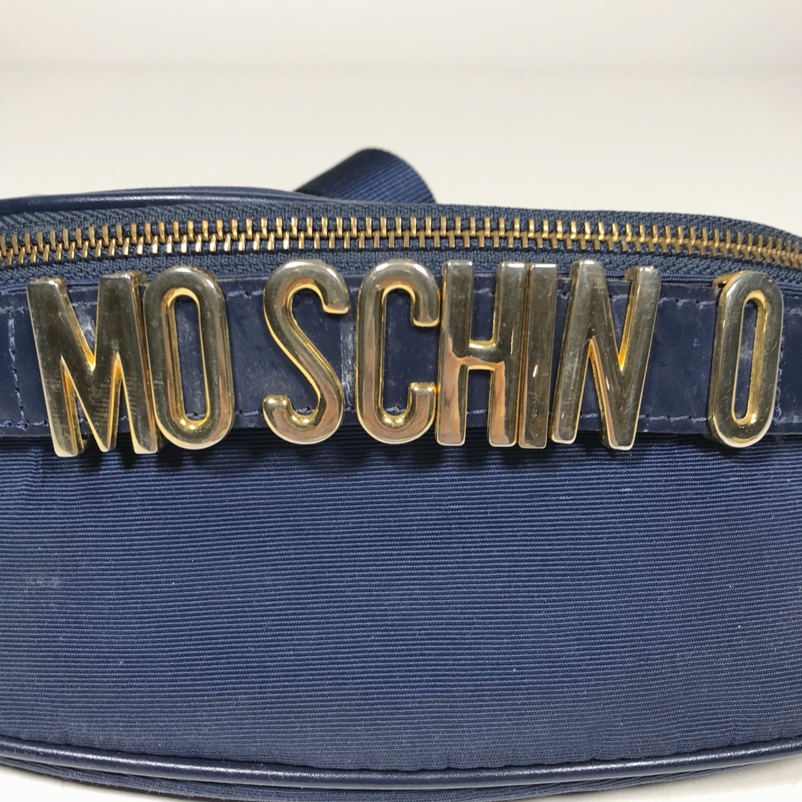 【極美品】MOSCHINO モスキーノ ボディバッグ ウエストポーチ 青 極美品】MOSCHINO モスキーノ ボディバッグ ウエストポーチ 青