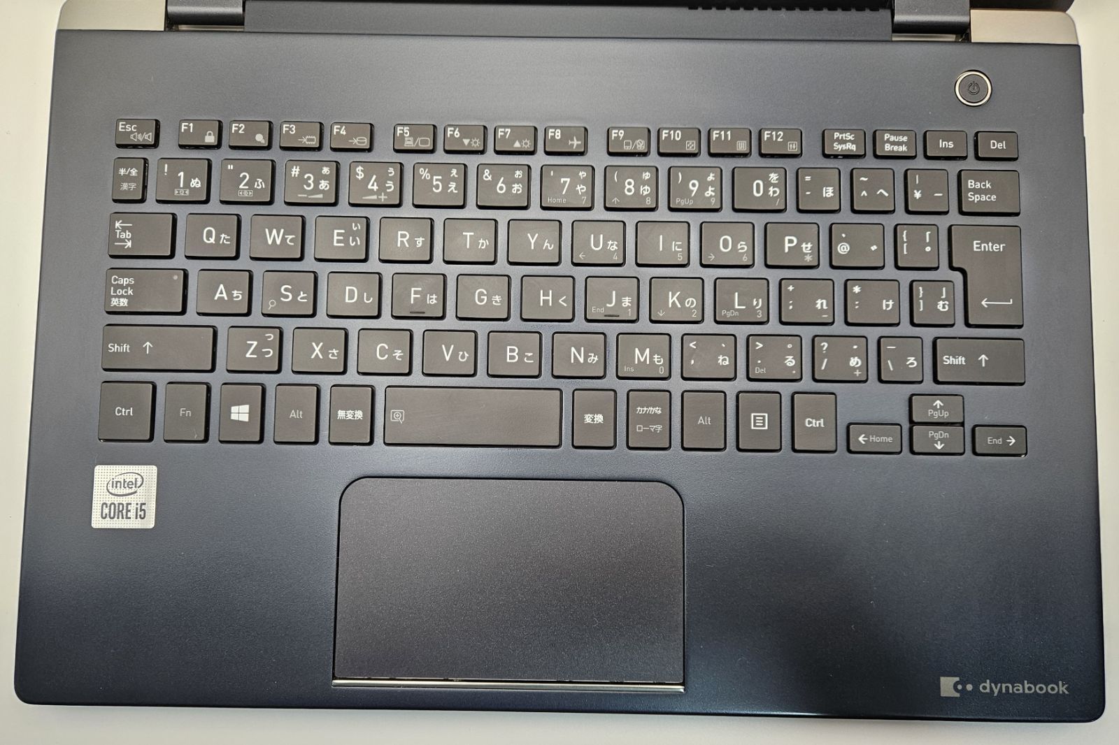 第10世代 Core i5 Dynabook G83/FR i5-10210U 8/256（Win11
