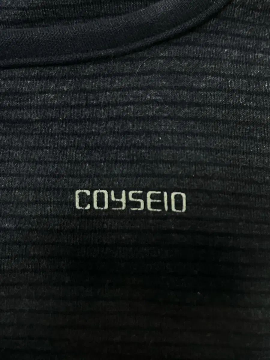 coyseio 未使用 ネイビー キャラクターTシャツ Coyseio ダークネイビー Tシャツ - メルカリ