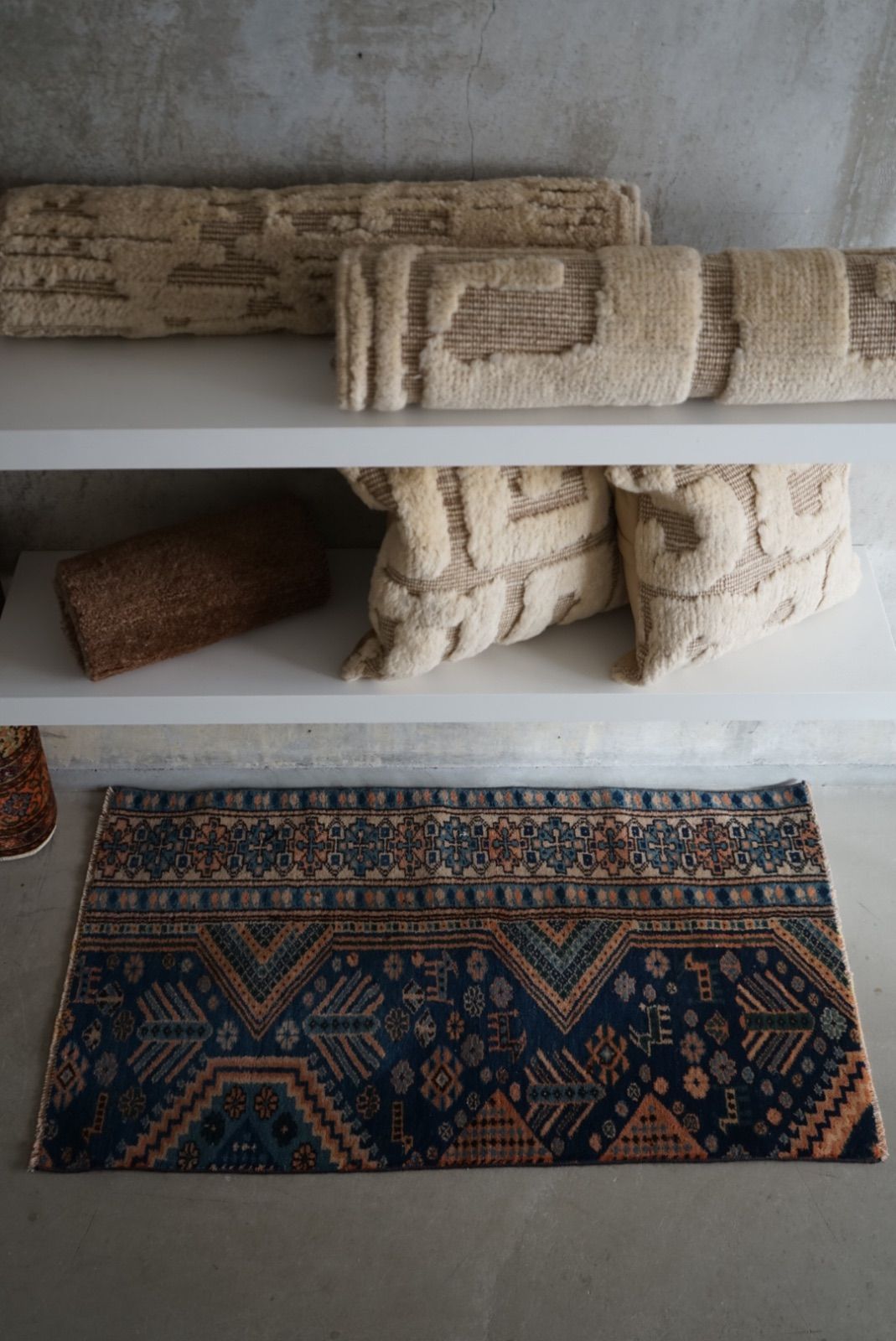 ヴィンテージラグ トルコ スモールサイズ インディゴブルー 107.5 × 60 cm No.TR25166