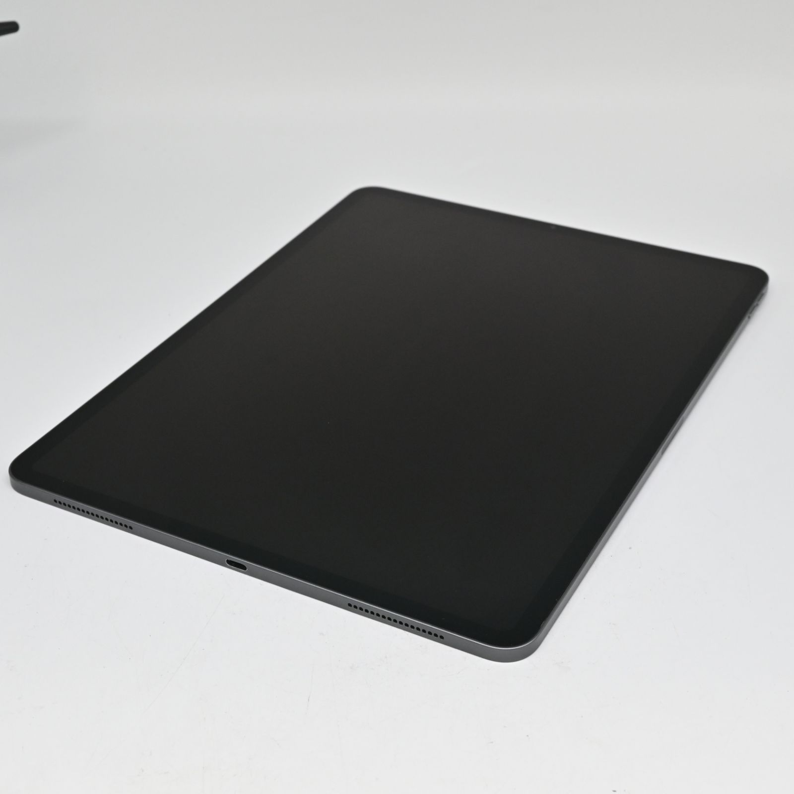 Thumbnail of Excellent Condition iPad MTFP2J/A 3rd Generation 512GB