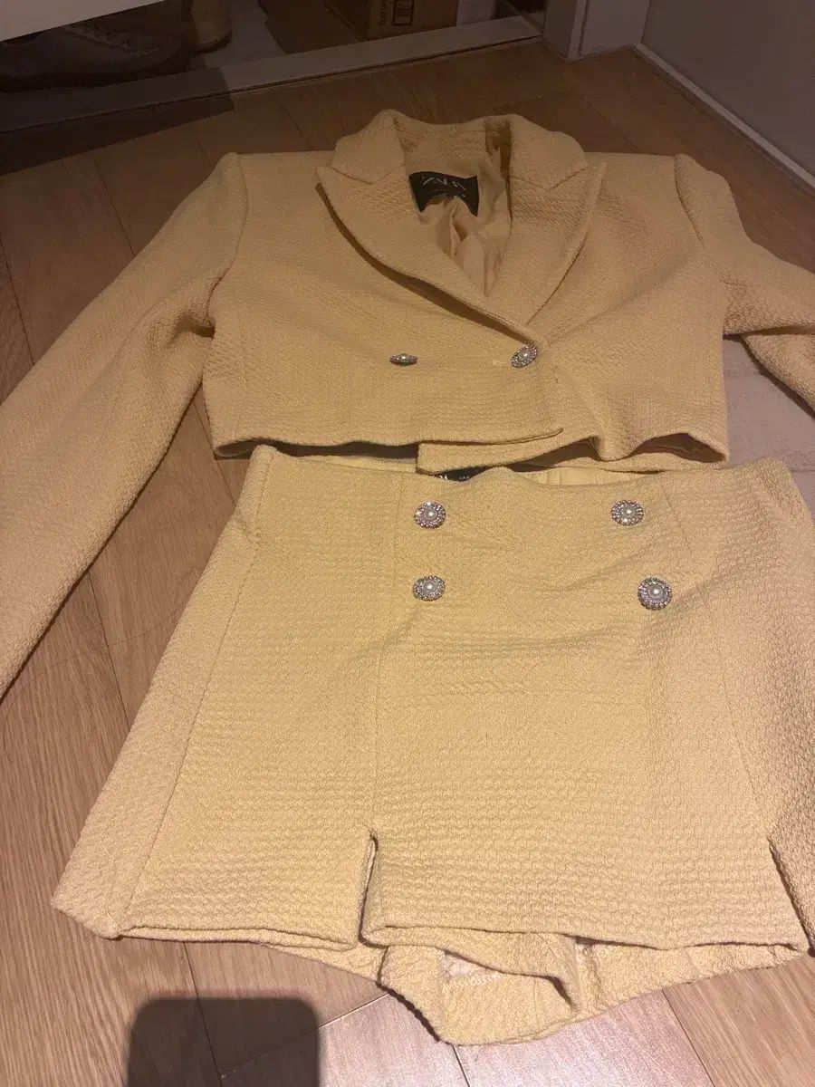 ZARA ザラ ツイード クロップド ジャケット ＋ 半ズボン セットアップ