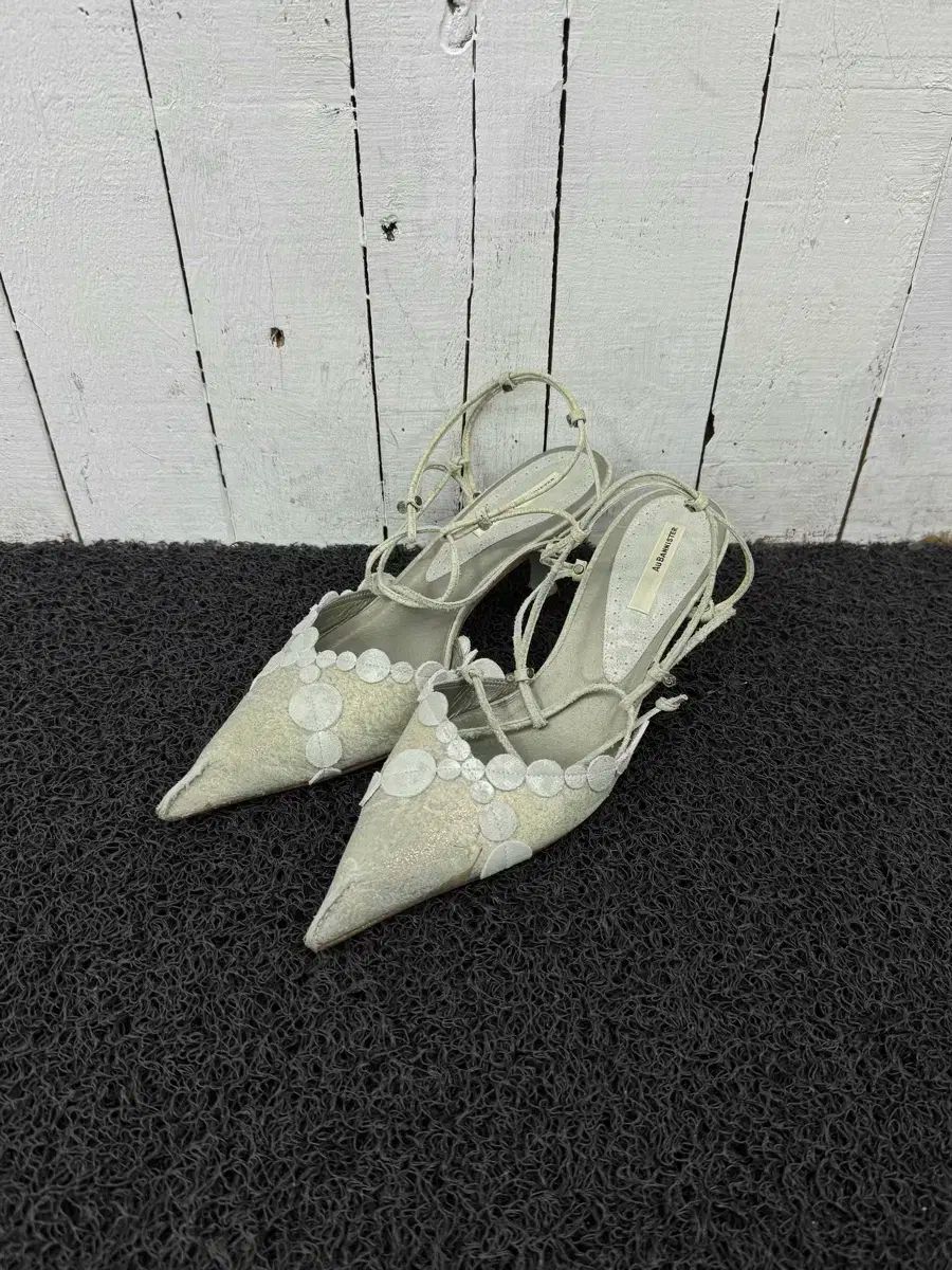 アルフレド バニスター 靴