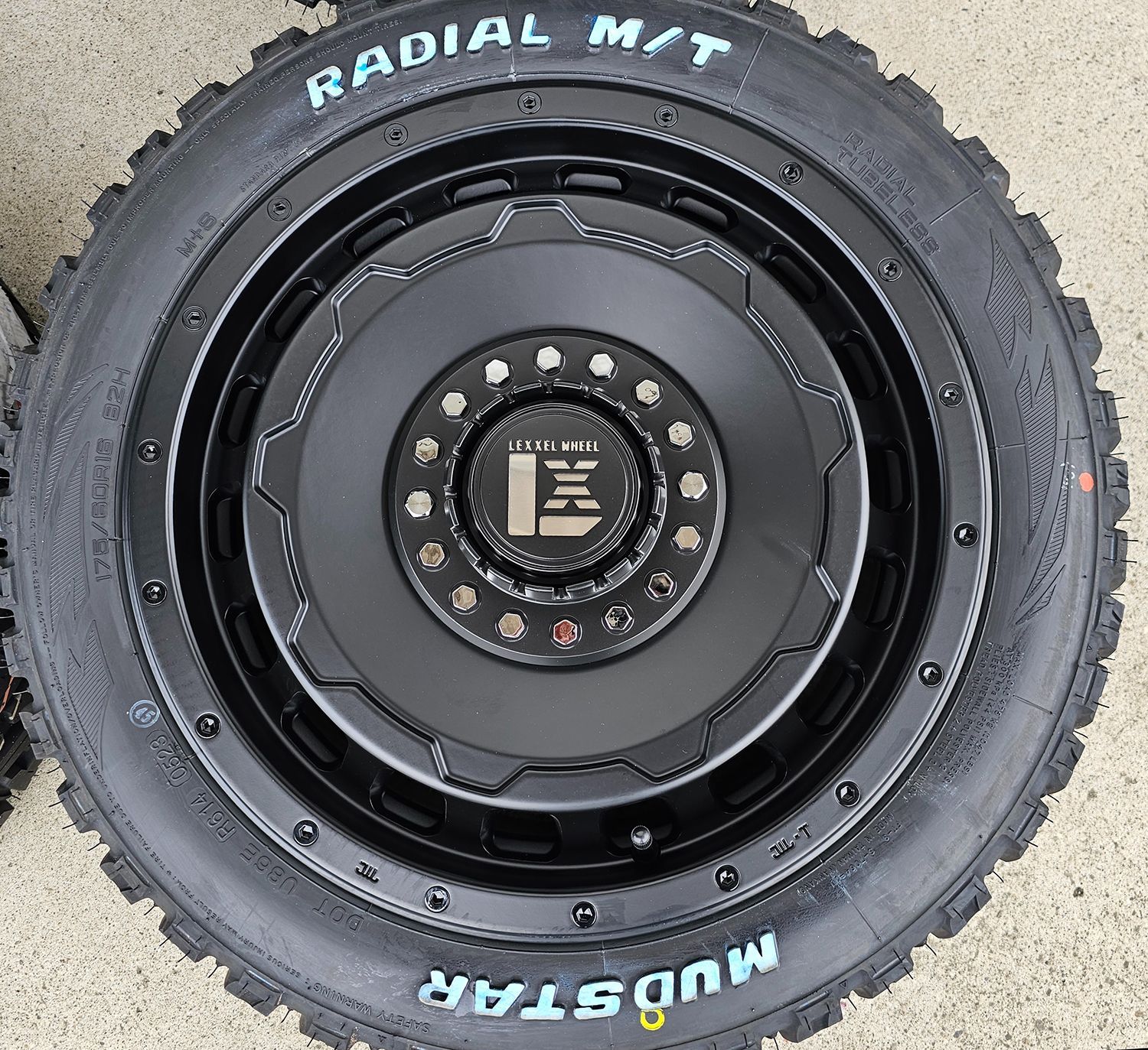 MUDSTAR 【新品】クロスビー 16インチ タイヤホイール4本セット マッドスター ラジアルMT 175/60R16 純正タイヤサイズ SwaGGer Old style