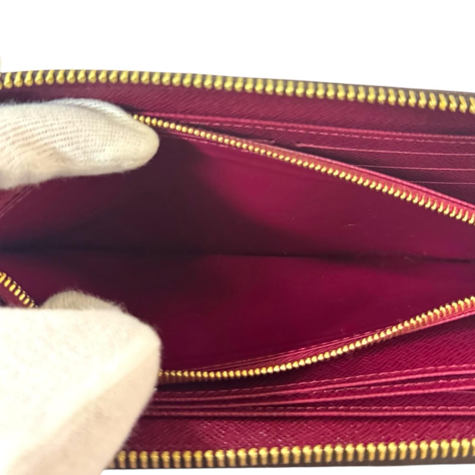 ジッピーウォレット モノグラム