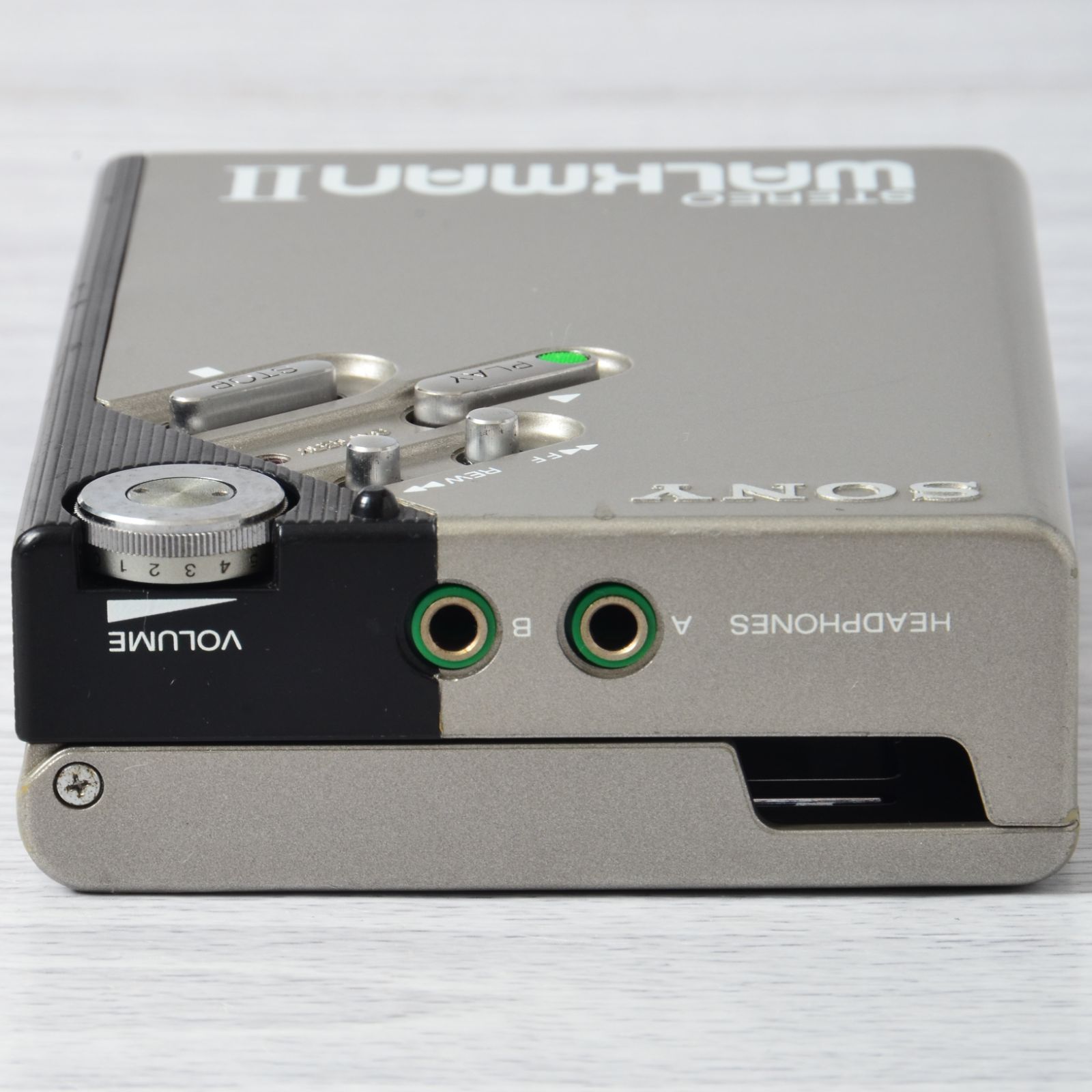 2 カセットウォークマン