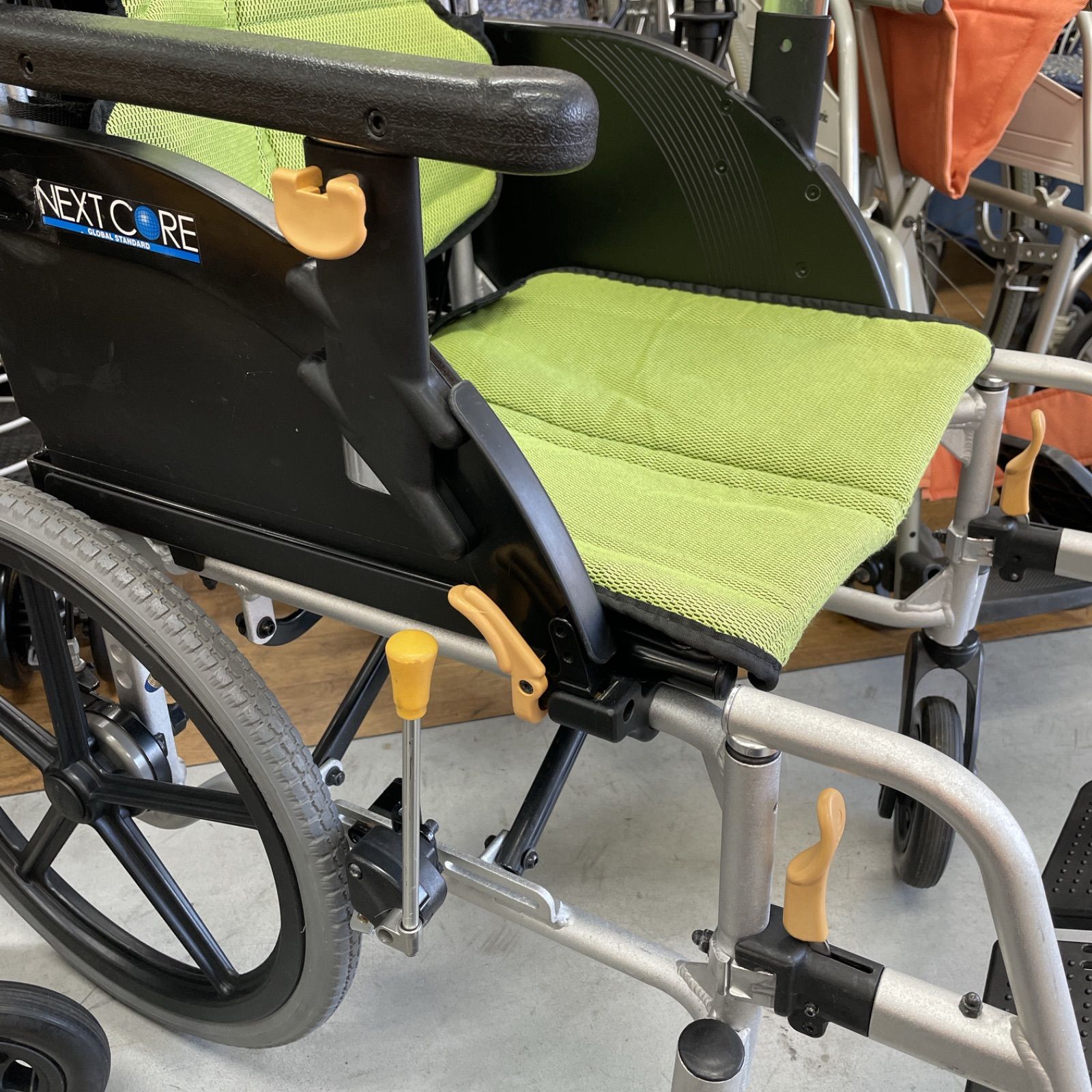 R449 ☀️ MATSUNAGA 車いす（介助型） NEXT-61B グリーン ネクスト