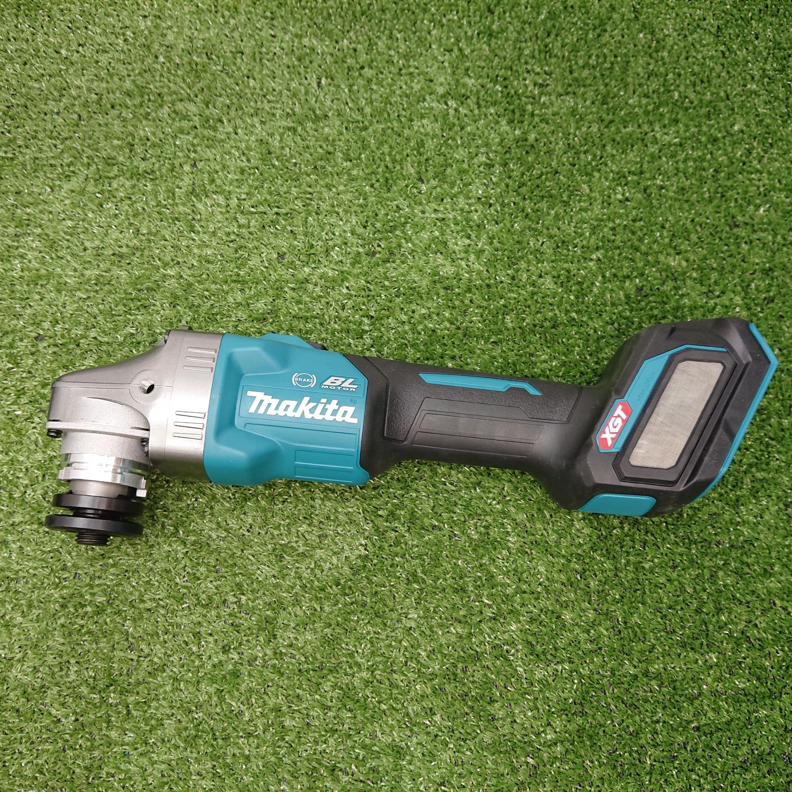 マキタ GA018GRMX 125mm充電式ディスクグラインダ 40V 4021