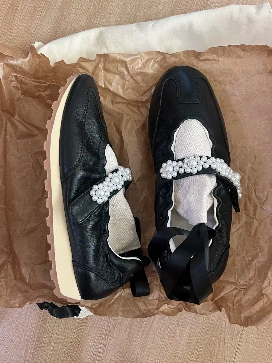 フットインダストリー ラメ MARY JANE(メリージェーン) ランナー 240