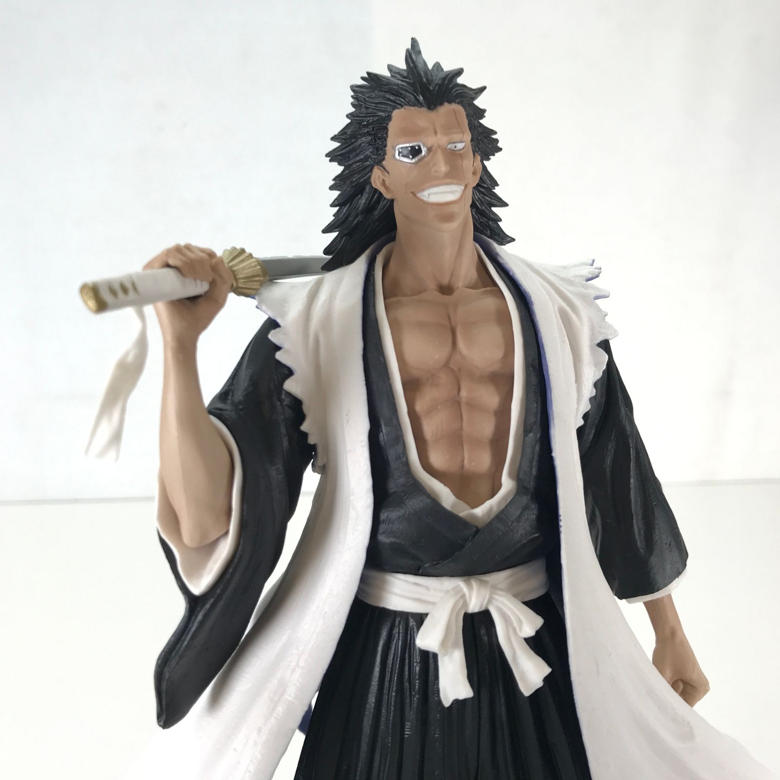 新品●全4種8箱入り●BANDAI●ブリーチキャラクターズフィギュア backend=imagemagick;version=1;