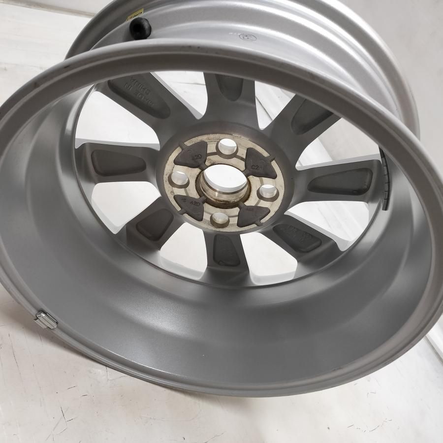 理解 ◆配送先指定あり◆ 15x6J トヨタ アクア Z 4H -100 1本のみ 〜本州 四国は送料無料〜 当店の商品全て正規品！