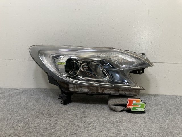 ノート E12 ヘッドライト 右側 純正 Ichikoh1895