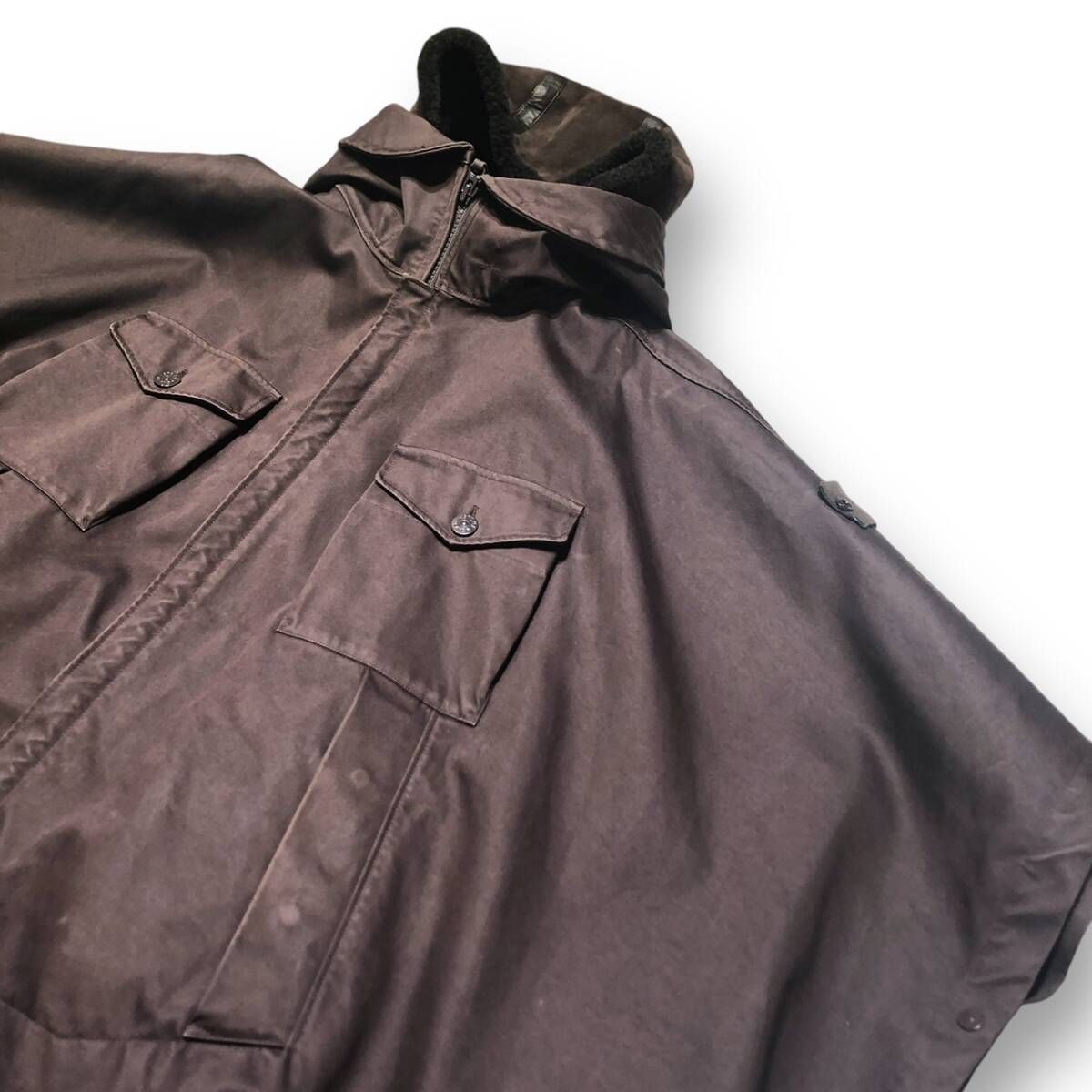 STONE ISLAND RASO GOMMATO DOUBLE GHOST PI フード付きポンチョ