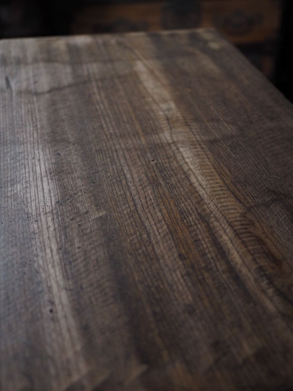 透かし彫枯れた味わいの文机 大正時代