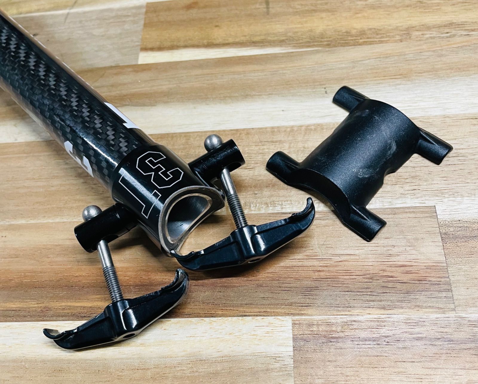 3T DORIC-TEAM カーボン シートポスト 未カット シートピラー - メルカリ