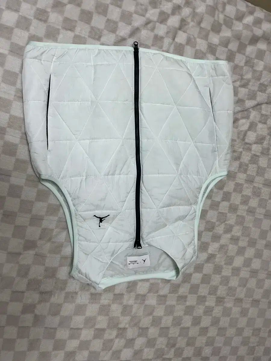 ジョーダン軽量パッド ベスト