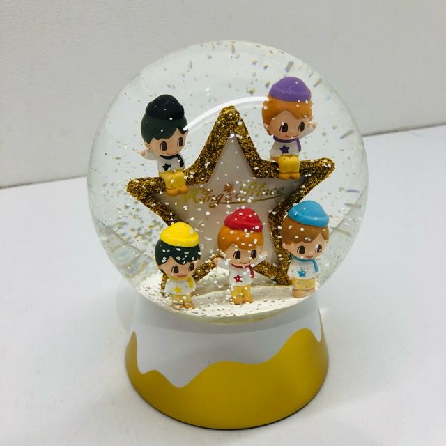 キンプリ スノードーム【本日大特価】 セブンイレブン オリジナル King & Prince スノードーム - メルカリ