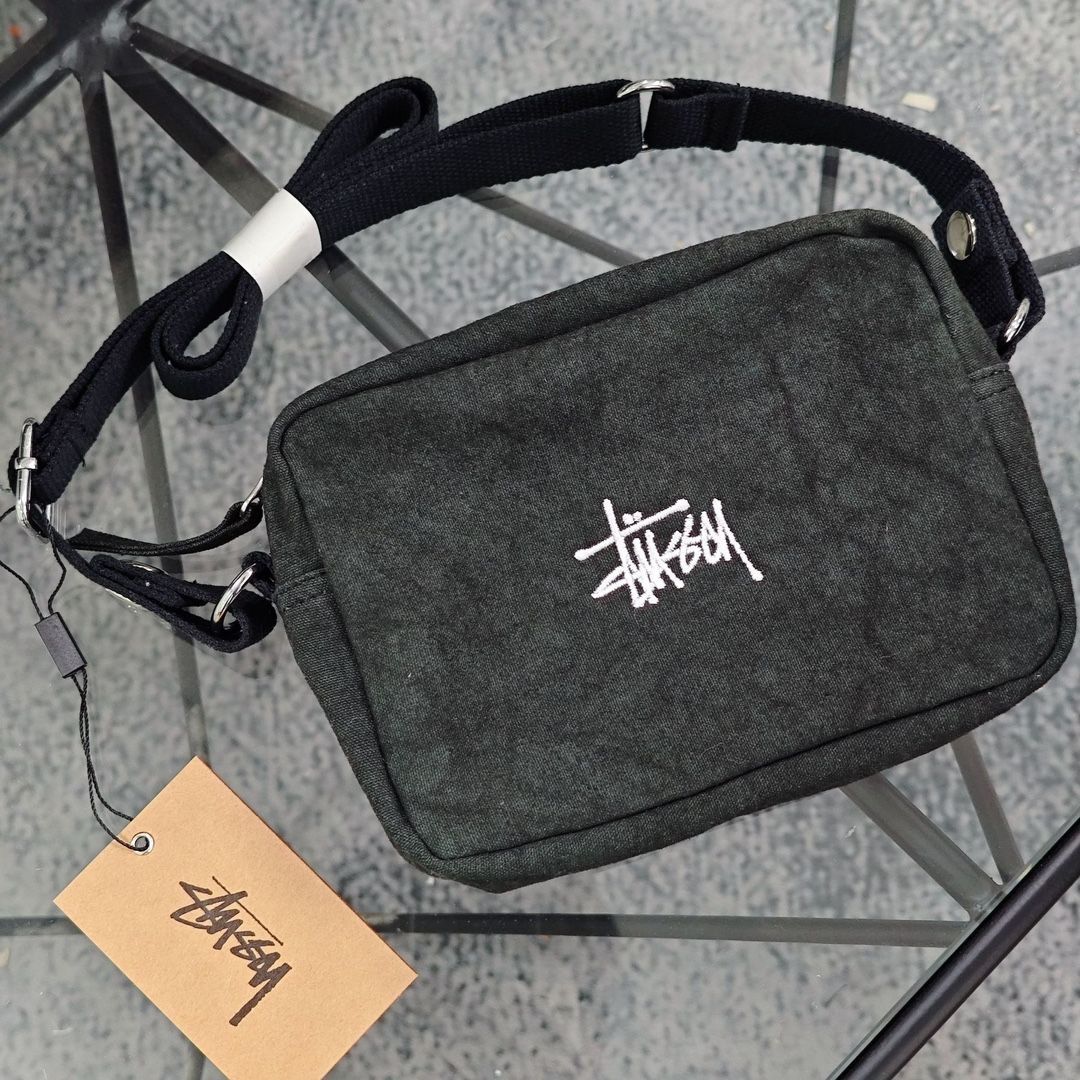 STUSSY NEEDLE PUNCH SIDE POUCH ショルダーバッグ - メルカリ STUSSY NEEDLE PUNCH SIDE POUCH ショルダーバッグ - メルカリ