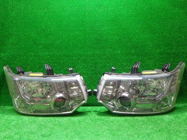 デリカD5 ヘッドライト 左右 HID CV 前期 100-87918 バラスト付 ミツビシ 250920060