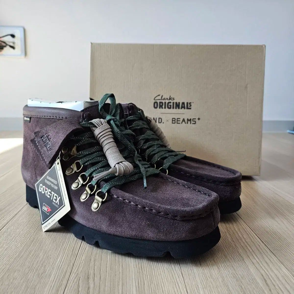 クラークス ワラビー ゴアテックス ビームス 別注 uk8.5 goretex