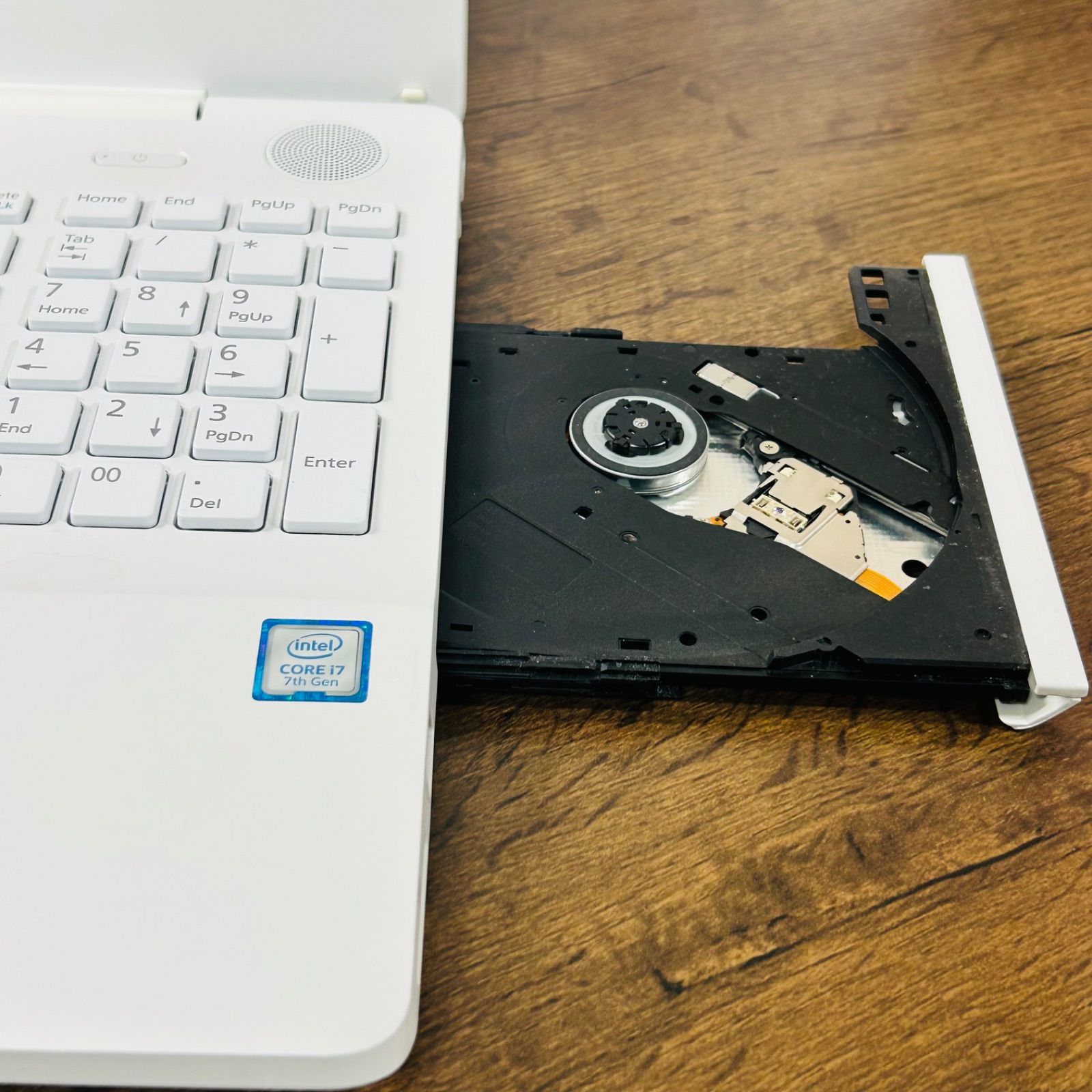 富士通 Lifebook i7 SSD1TB 32GB Win11 中古良品 - メルカリ